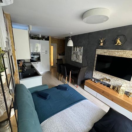 Apartment Astra With Private Parking 스플리트 외부 사진