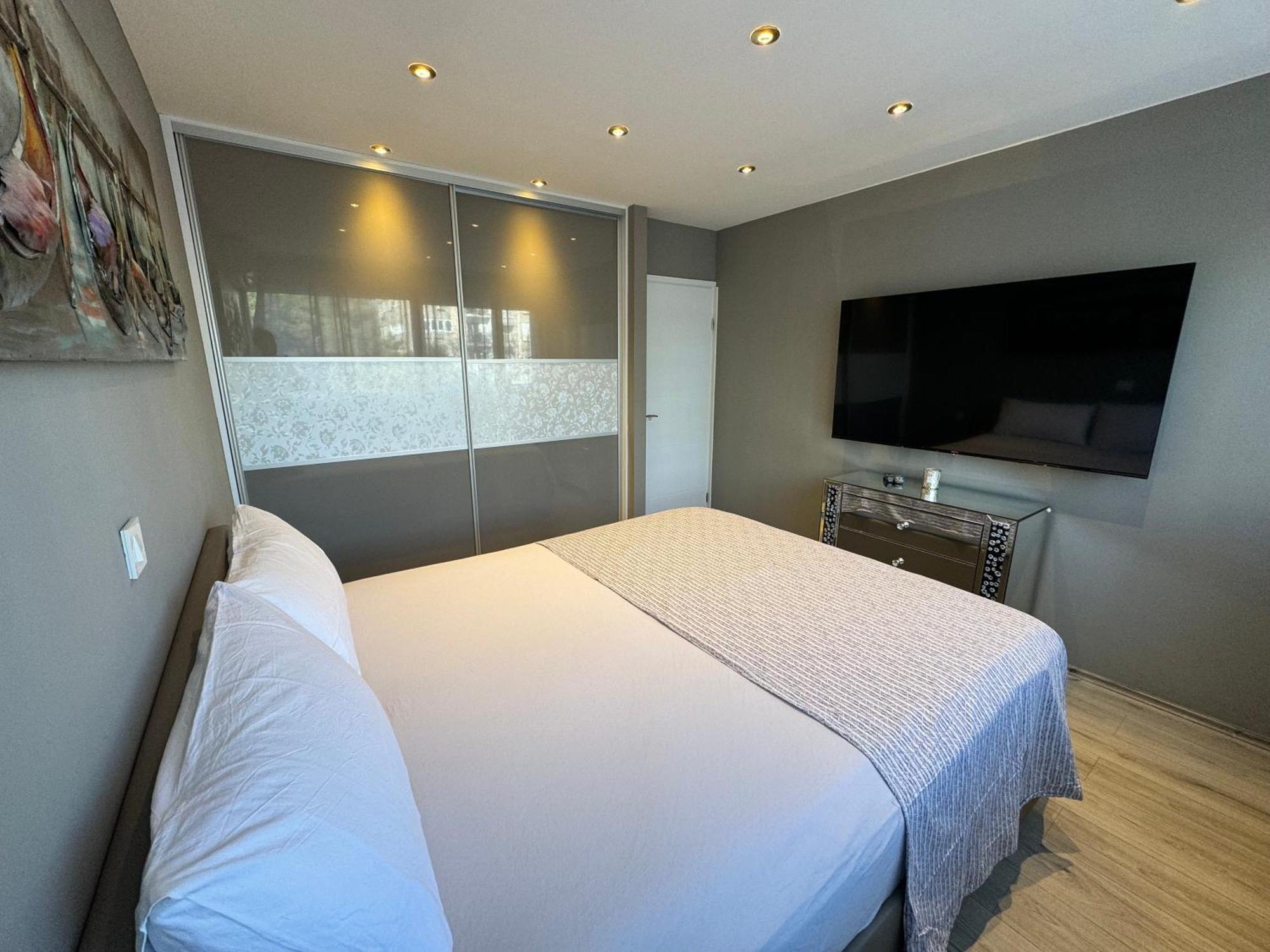 Apartment Astra With Private Parking 스플리트 외부 사진